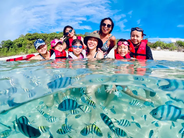 Samaesarn-Snorkeling-Group-Tour-Gallery (6)