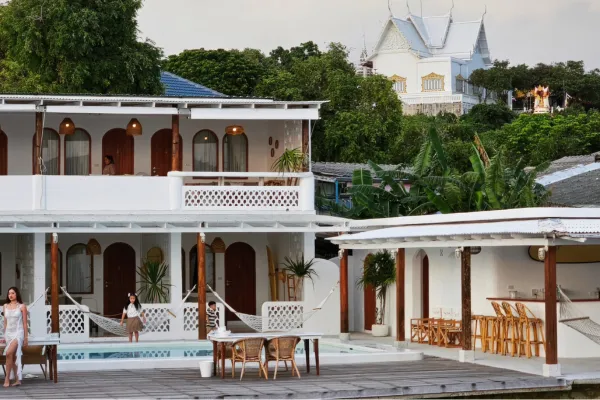 Yaya-Malee-Resort-Samaesarn-(01)