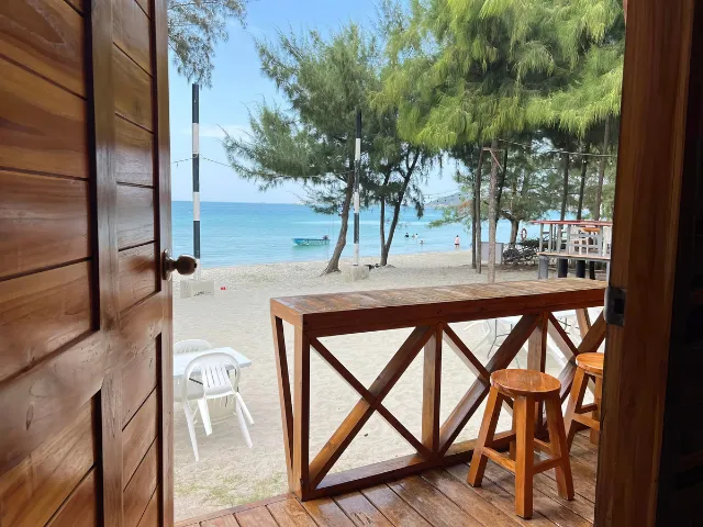 Baan-Namsai-Beach (1)