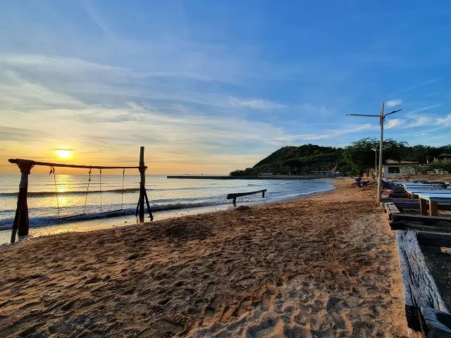 jao-samut-samaesarn-seaside-blog-2