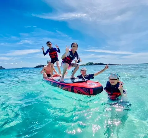 Snorkeling-Trip-to-Koh-Rad-Samaesarn-with-Stand-Up-Paddleboarding-Activities