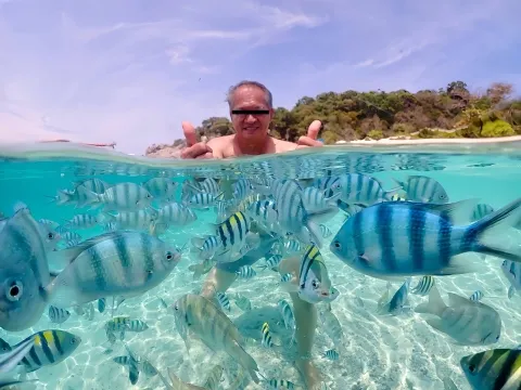 Captured-photos-with-beautiful-tropical-fish-at-Koh-Yung-Kluea-Samaesarn