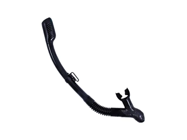 Snorkel-blog-อุปกรณ์ดำน้ำพื้นฐานสำหรับมือใหม่ พร้อมวิธีเลือกให้เหมาะกับทุกทริป