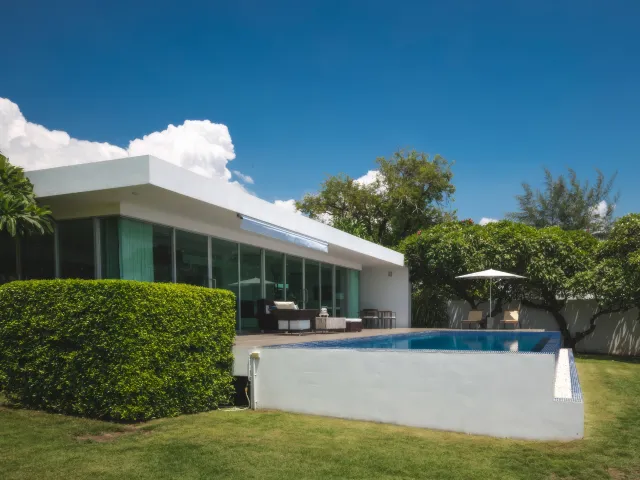 Deep-seaview-pool-villa-1