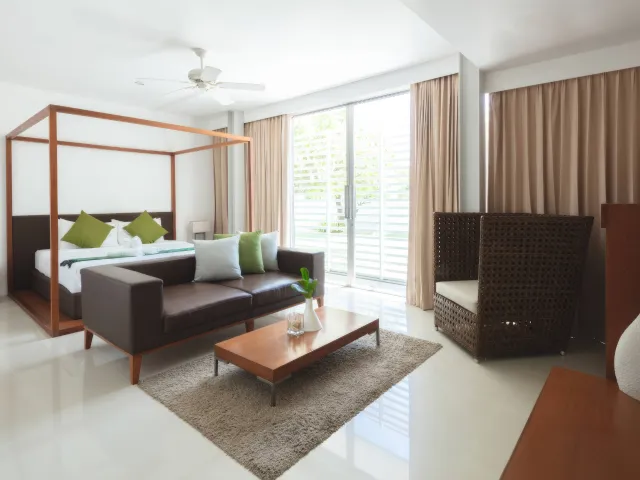 Deep-seaview-pool-villa-3